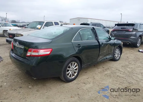 2011 Toyota Camry Xle z USA, uszkodzony, nr VIN 4T1BF3EK4BU658544